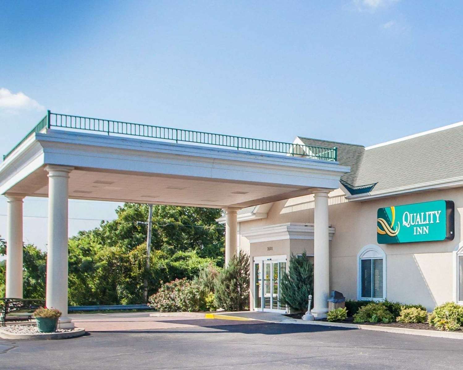 Quality Inn Lake of the Ozarks - photo 28