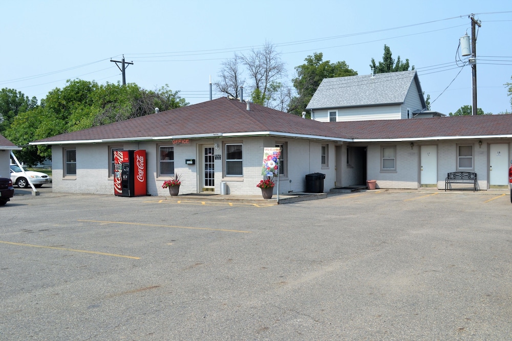 Innkeeper Motel - photo 80
