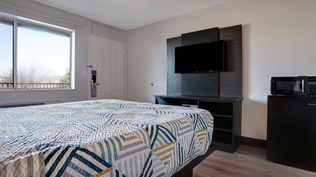 Motel 6 Arcata CA Cal Poly Humboldt - photo 12