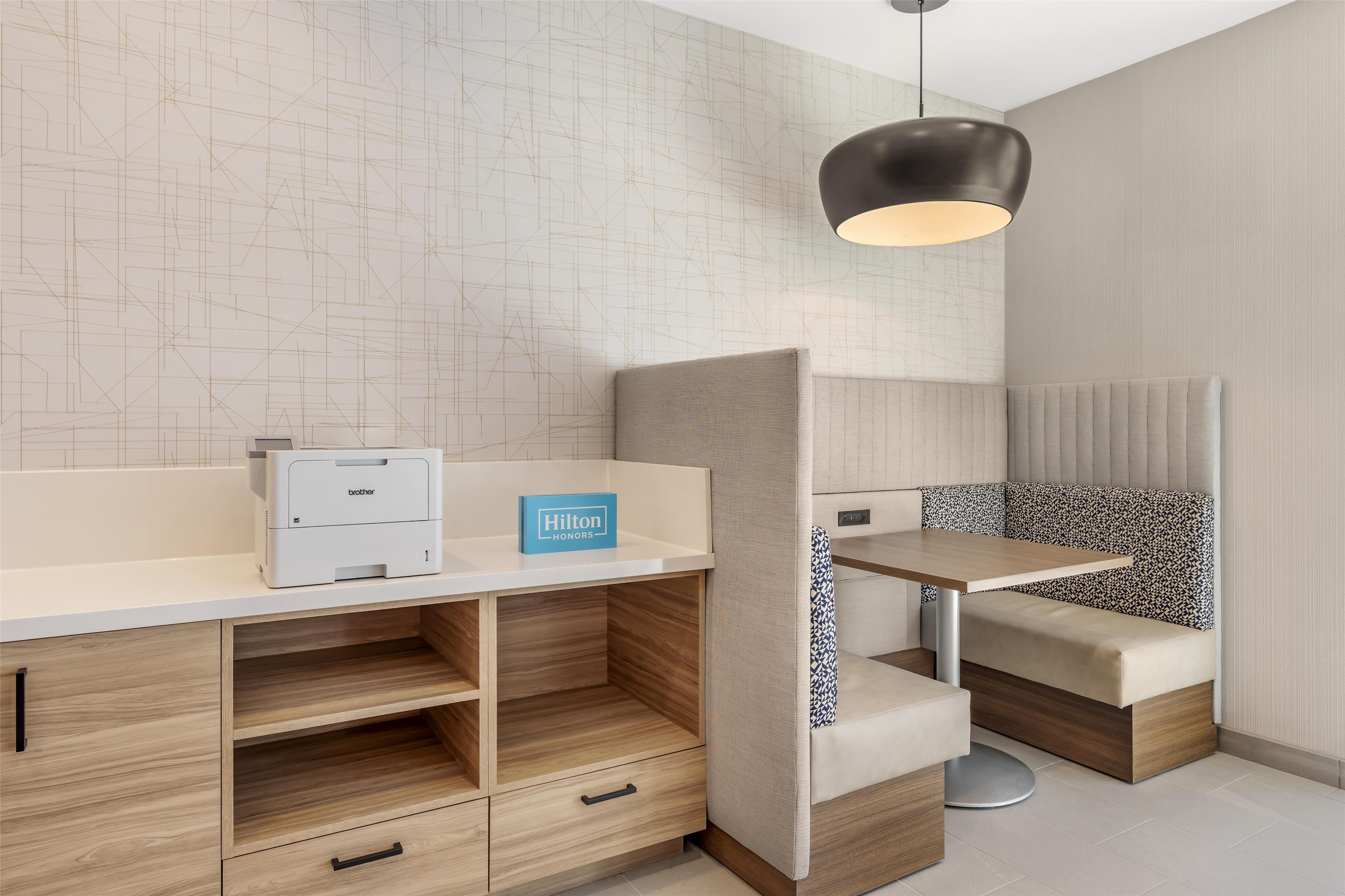Home2 Suites by Hilton Bozeman Four Corners - photo 41