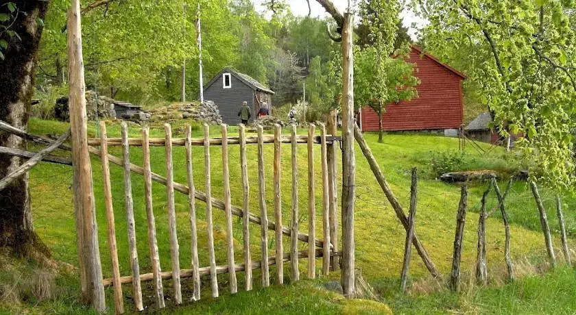 Åkrafjordtunet Apartments — 4-Star Luxury Hotel in Etne, Norway