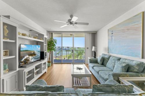 Bahia Vista Top Floor Bay Front 2 Bedroom — 4-Star Luxury Hotel in Tierra Verde, United States