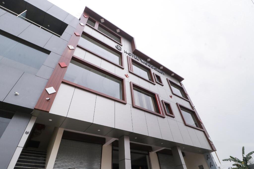 Capital O 60811 Hotel Woods In in Chandigarh, India