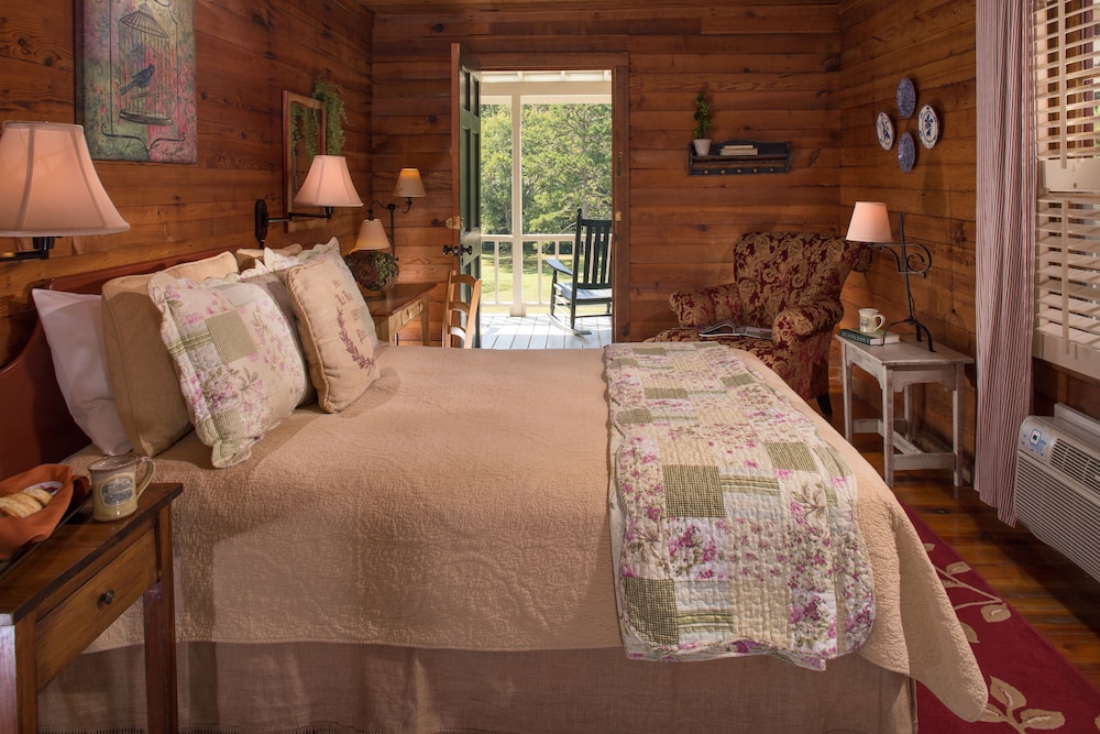 Glen Ella Springs Hotel & Restaurant - photo 8