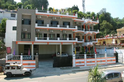 Hotel Aashriwad - carbon neutral hotel in Srinagar