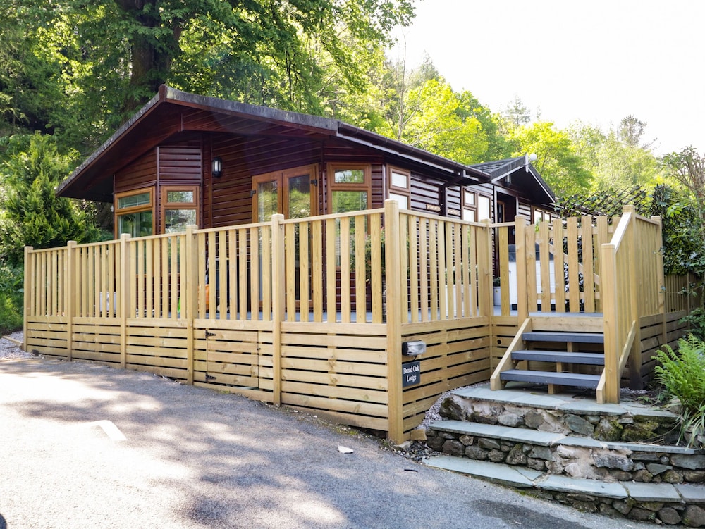 Broad Oak Lodge — 4-Star Luxury Hotel in Windermere, United Kingdom