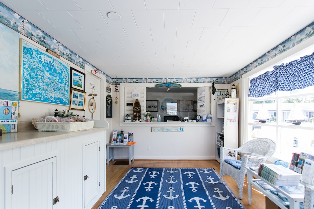 A Beach Breeze Inn - photo 2