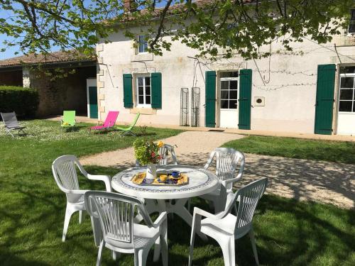 Les petites chaumes - last minute hotel in Unknown City