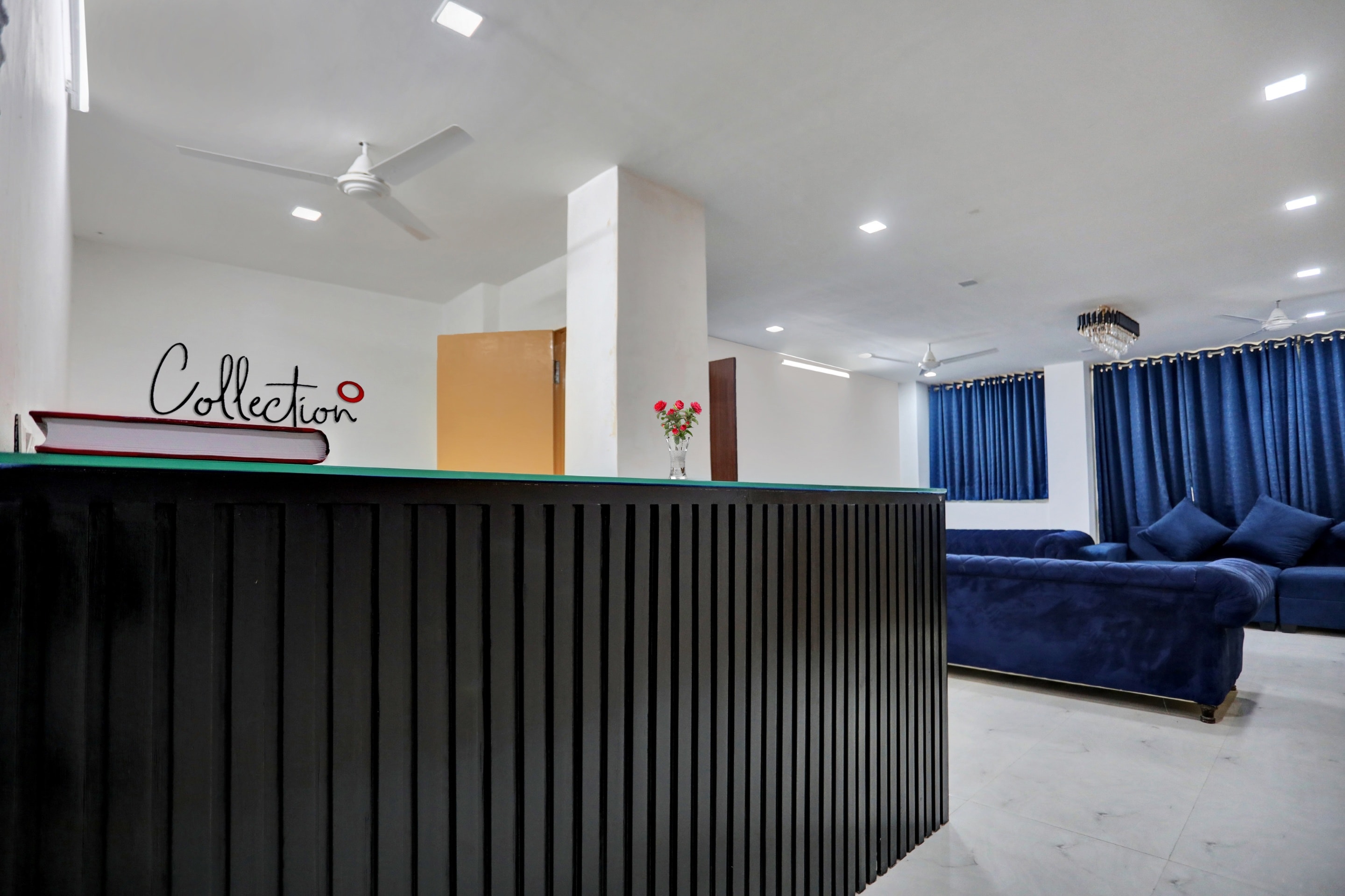 Super Townhouse THE ARROW Near Lotus Temple — 4-Star Luxury Hotel in New Delhi, India