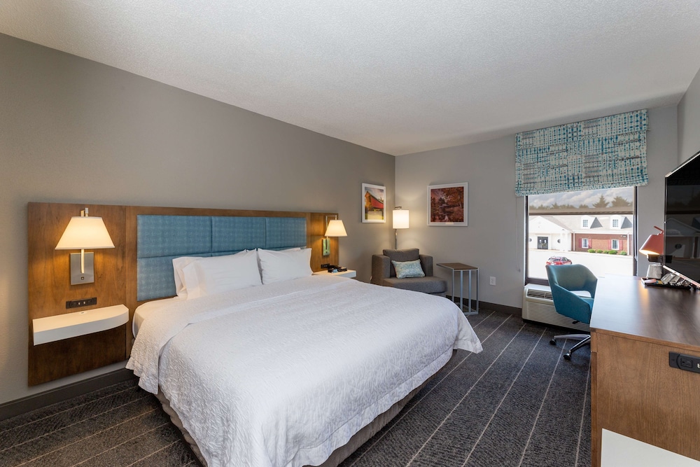 Hampton Inn Christiansburg Blacksburg - photo 15