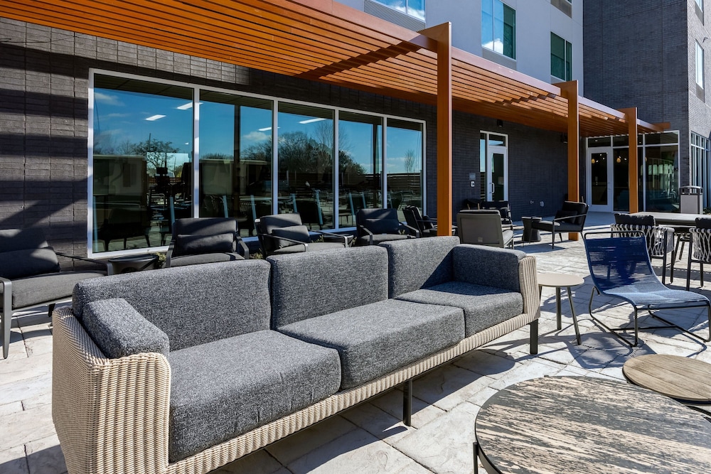 TownePlace Suites by Marriott Canton Riverstone Parkway - photo 28
