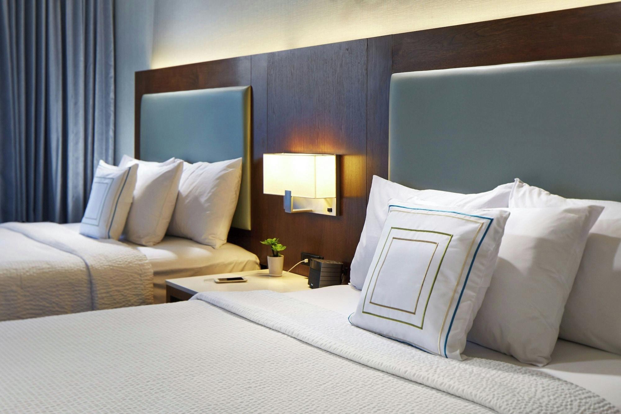SpringHill Suites by Marriott at Anaheim Resort Conv. Cntr - photo 19