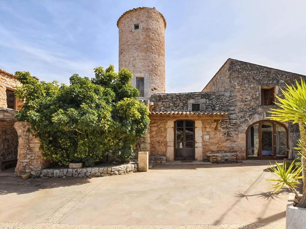 Finca In Sencelles With Pool And Garden — Sencelles