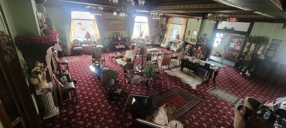 The Karsten Hotel - last minute hotel in Kewaunee