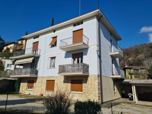 Seriola apartment — 4-Star Luxury Hotel in Salo, Italy