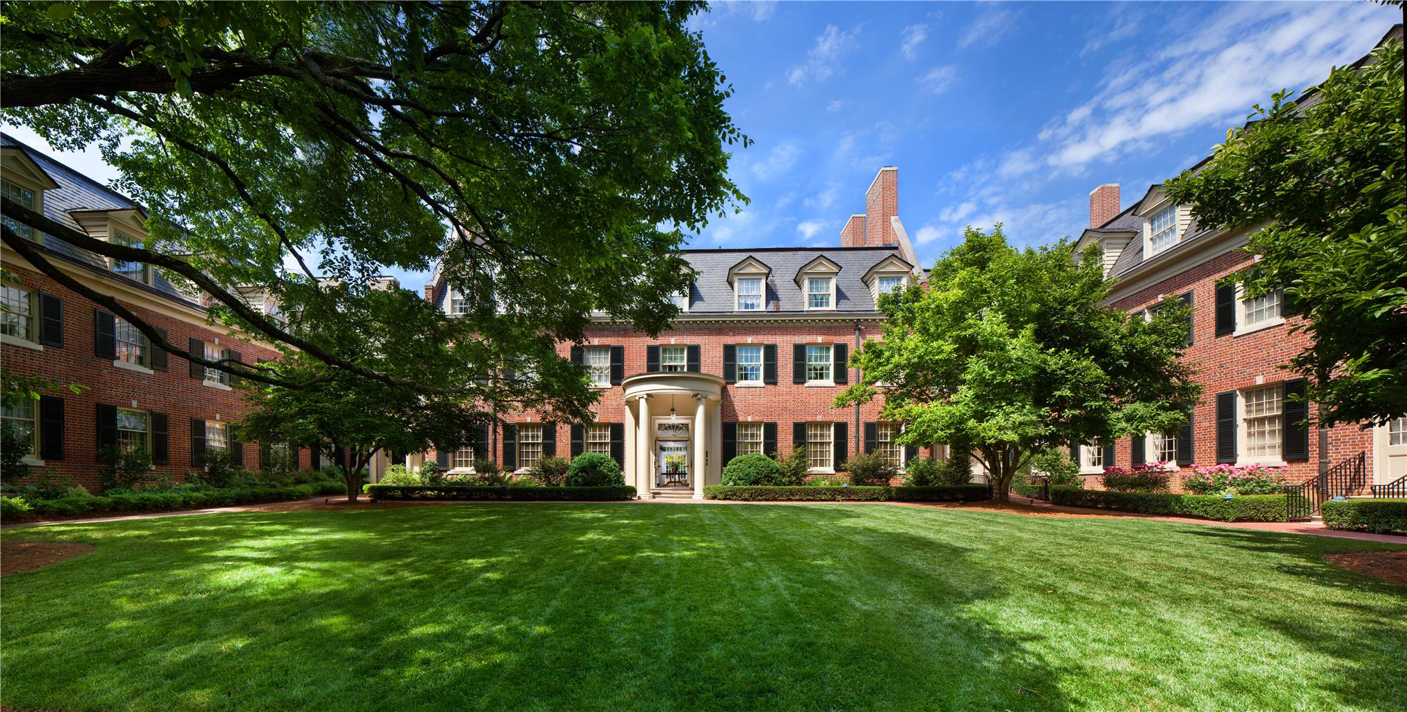 The Carolina Inn a Destination by Hyatt Hotel — 4-Star Luxury Hotel in Chapel Hill, United States