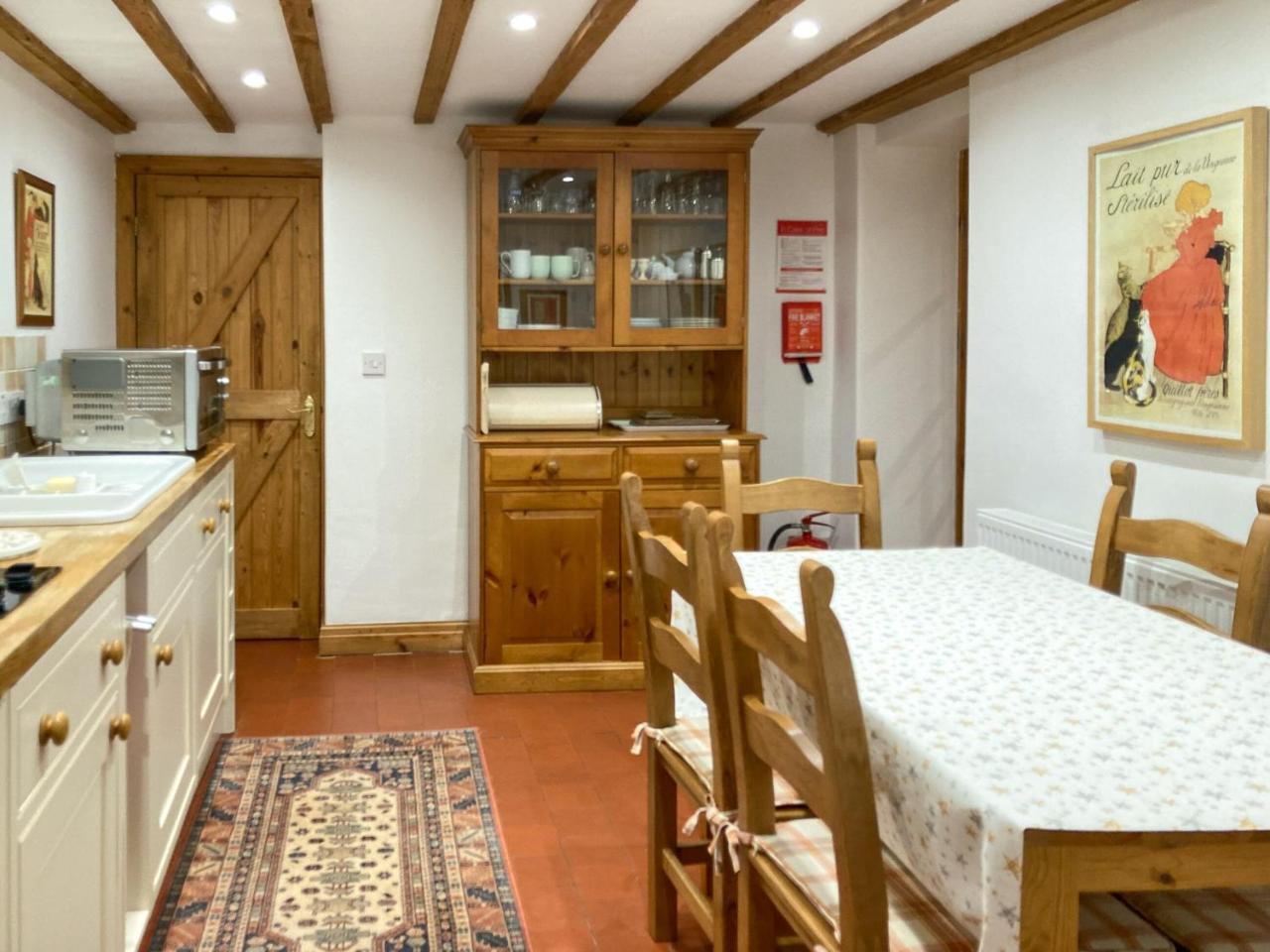 Woodhouse Cottage — Hawarden — photo 3