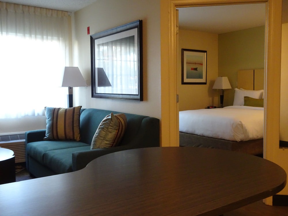 Candlewood Suites Glen Allen Short Pump by IHG - photo 9
