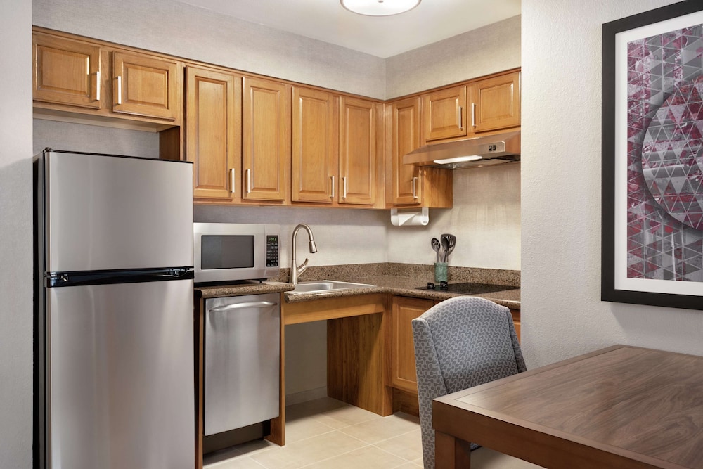 Homewood Suites by Hilton Portland Airport - photo 20