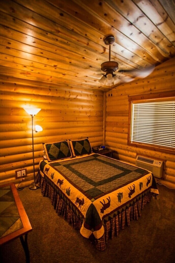 Bryce Country Cabins - photo 5