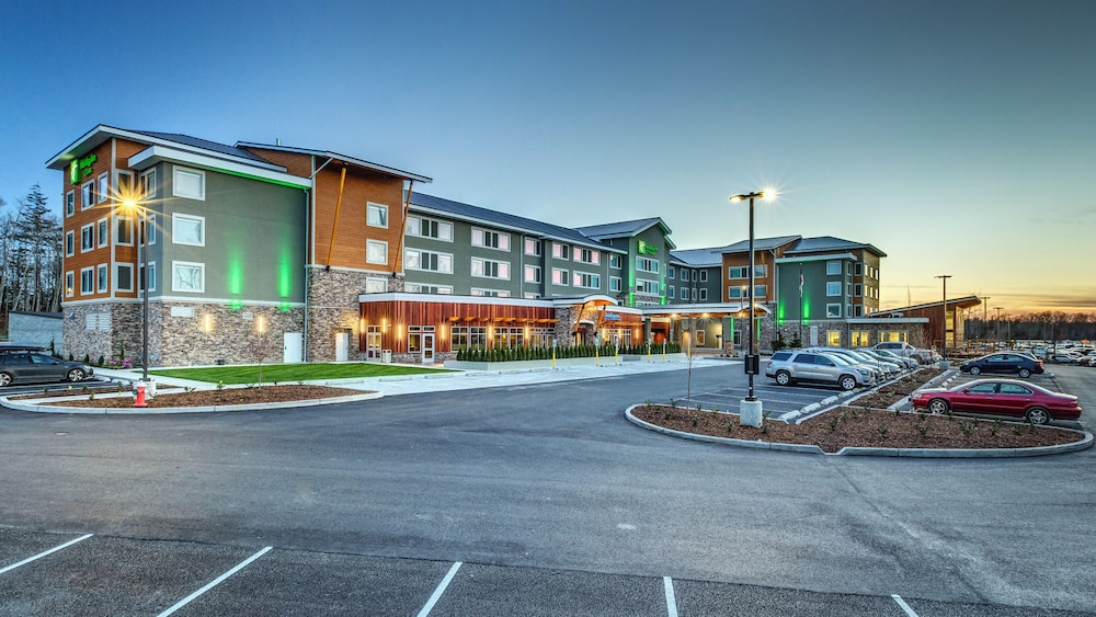 Holiday Inn & Suites Bellingham by IHG - photo 106