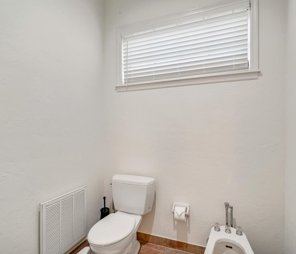 Siesta Key Marvel Pool SPA Deeded Beach Access - photo 115