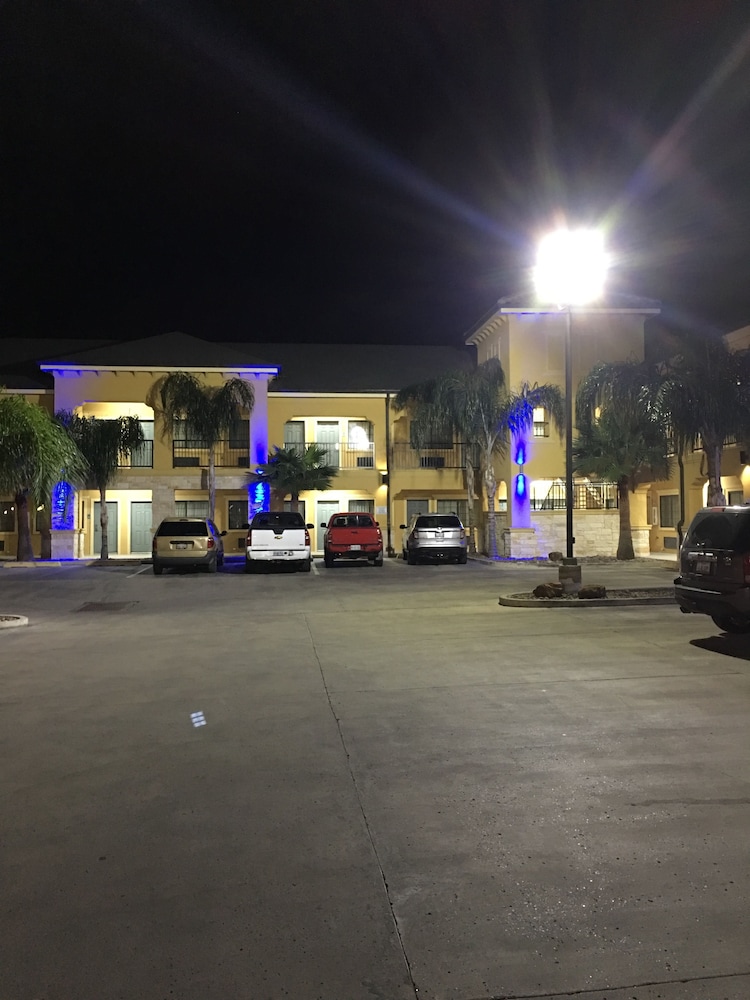 Weslaco Inn by Capital O Near Mercedes - photo 34