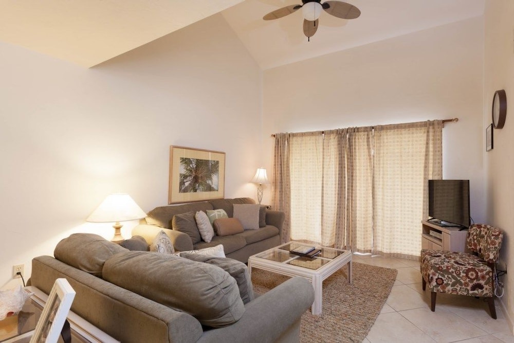 Santa Maria Harbour Resort 409 - photo 8