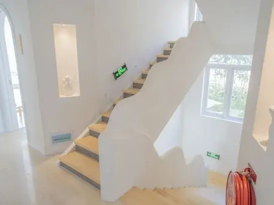 Fuxian Lake 25 Degree Blue Hotel in Yuxi, People's Republic of China