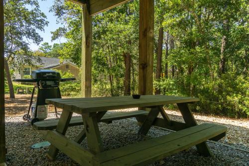 Whale Hello There by Oak Island Accommodations - photo 6
