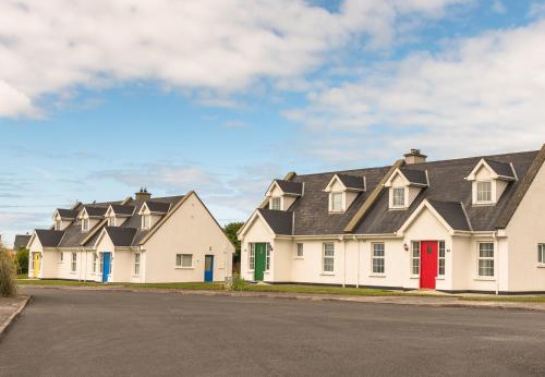 Ballybunion Holiday Cottages No 7 by Trident Holiday Homes — 4-Star Luxury Hotel in Ballybunnion, Republic of Ireland