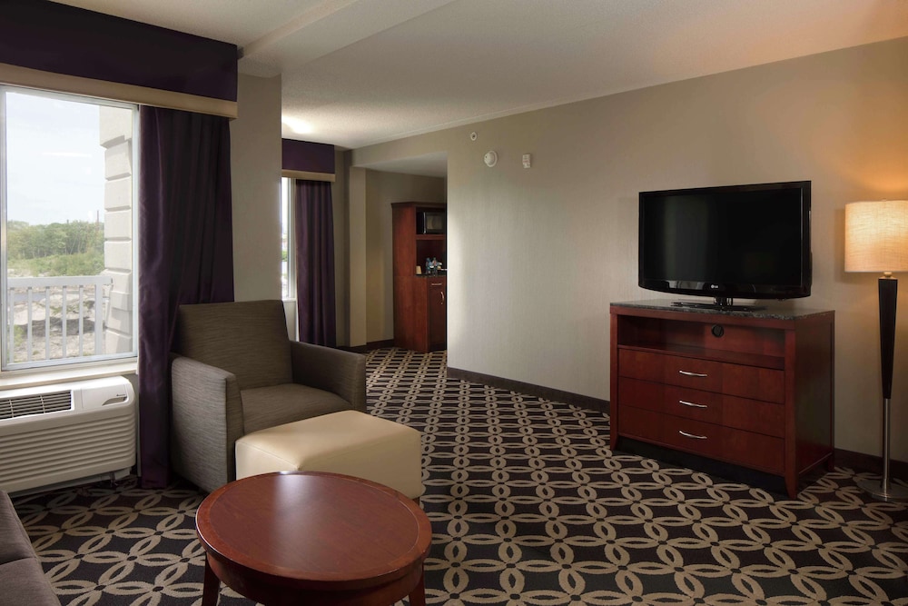 Hilton Garden Inn Auburn Riverwatch - photo 23