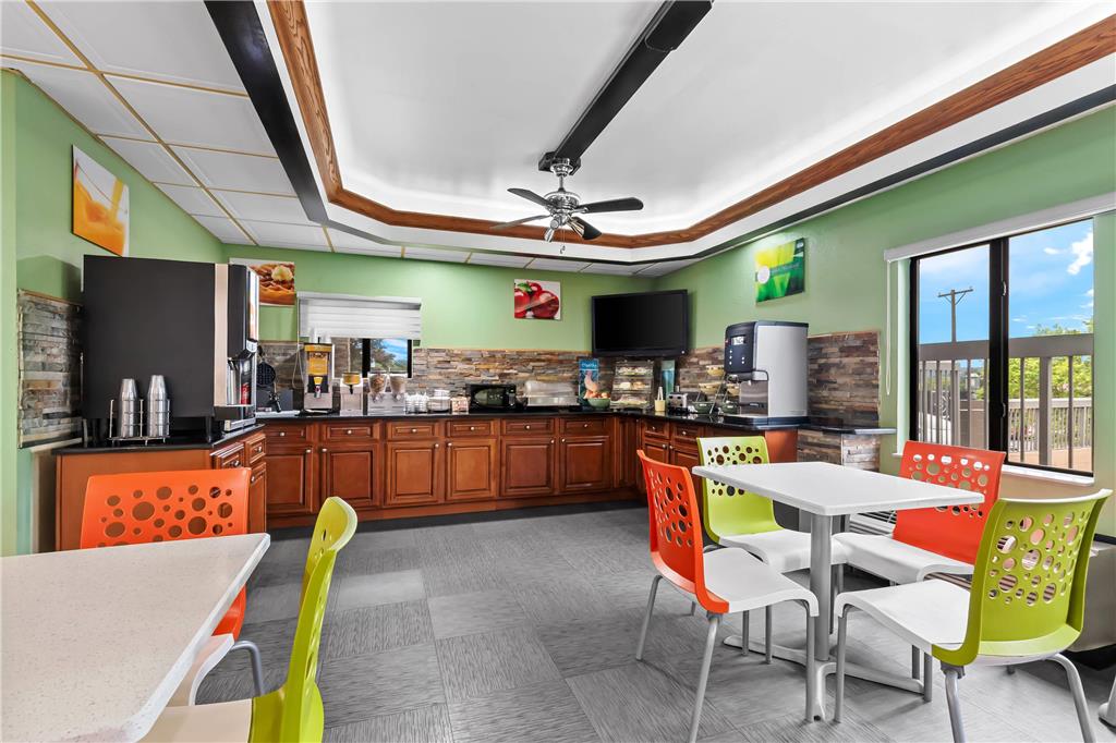 Quality Inn Hixson Chattanooga - photo 25