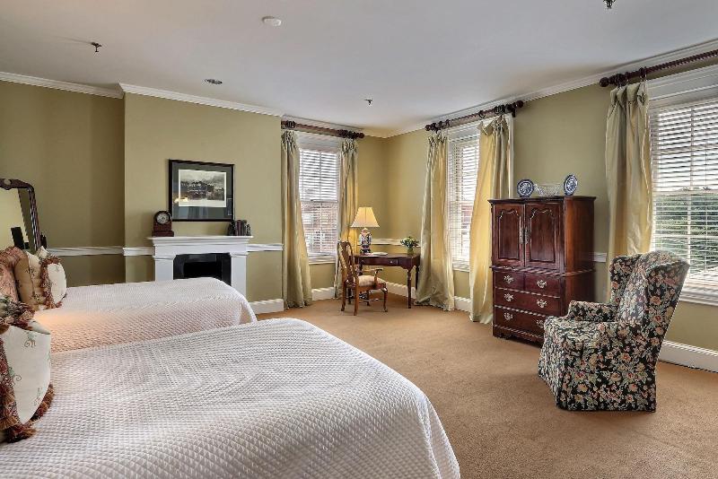 The Presidents Quarters Inn - photo 65