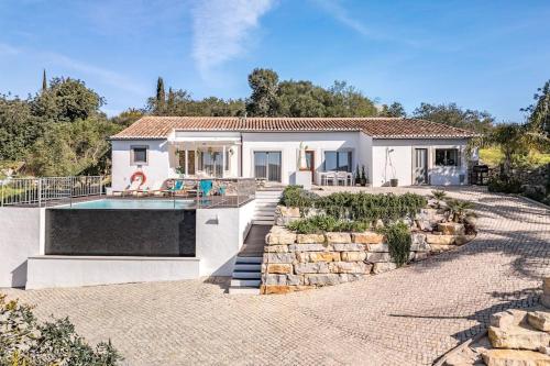 Casa do Tempo — 4-Star Luxury Hotel in Faro, Portugal