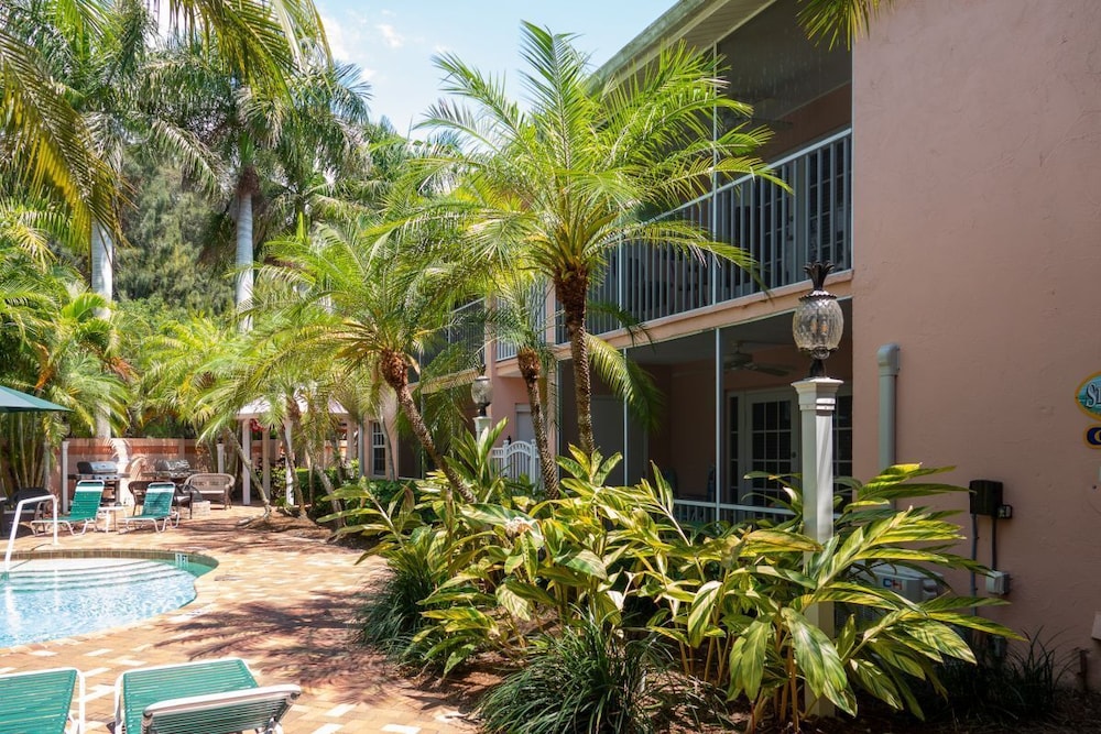 Siesta Key Inn - photo 35