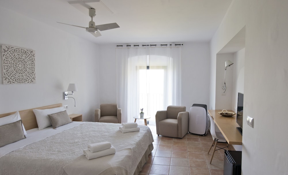 Santuari de Terrades — Terrades — photo 2