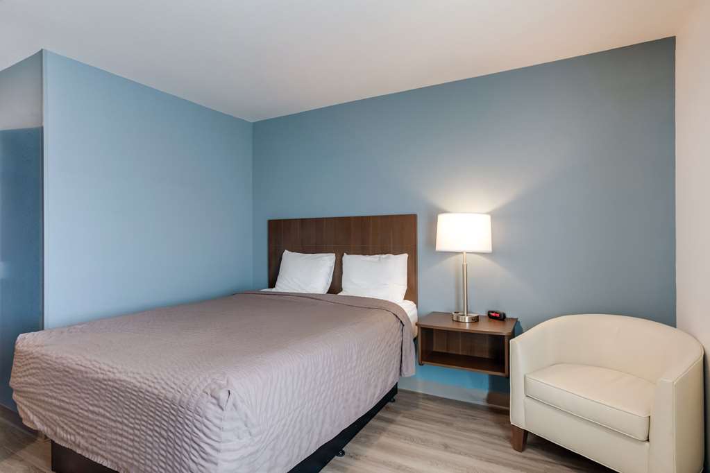 WoodSpring Suites Smyrna La Vergne - photo 12