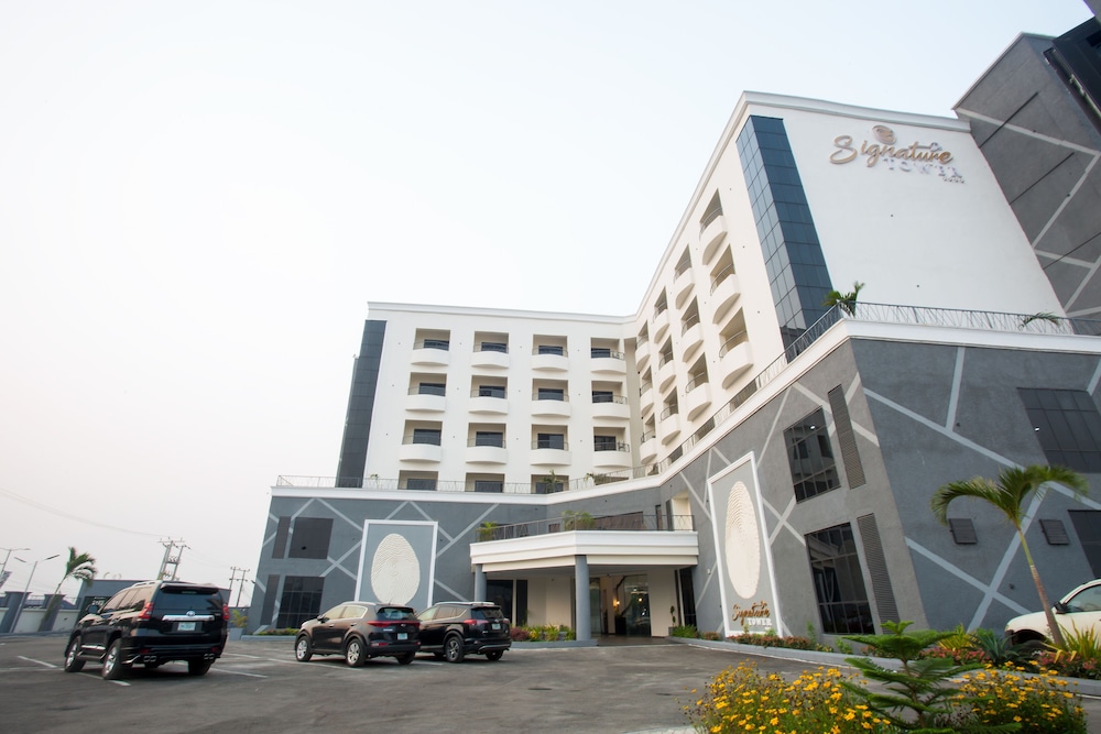De Signature Tower Hotels & Suites in Ibadan, Nigeria