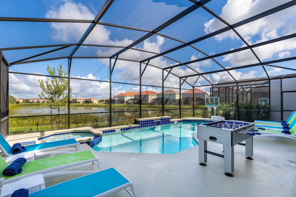 Solterra Resort Luxury 10 Bedroom Homes — Davenport — photo 3