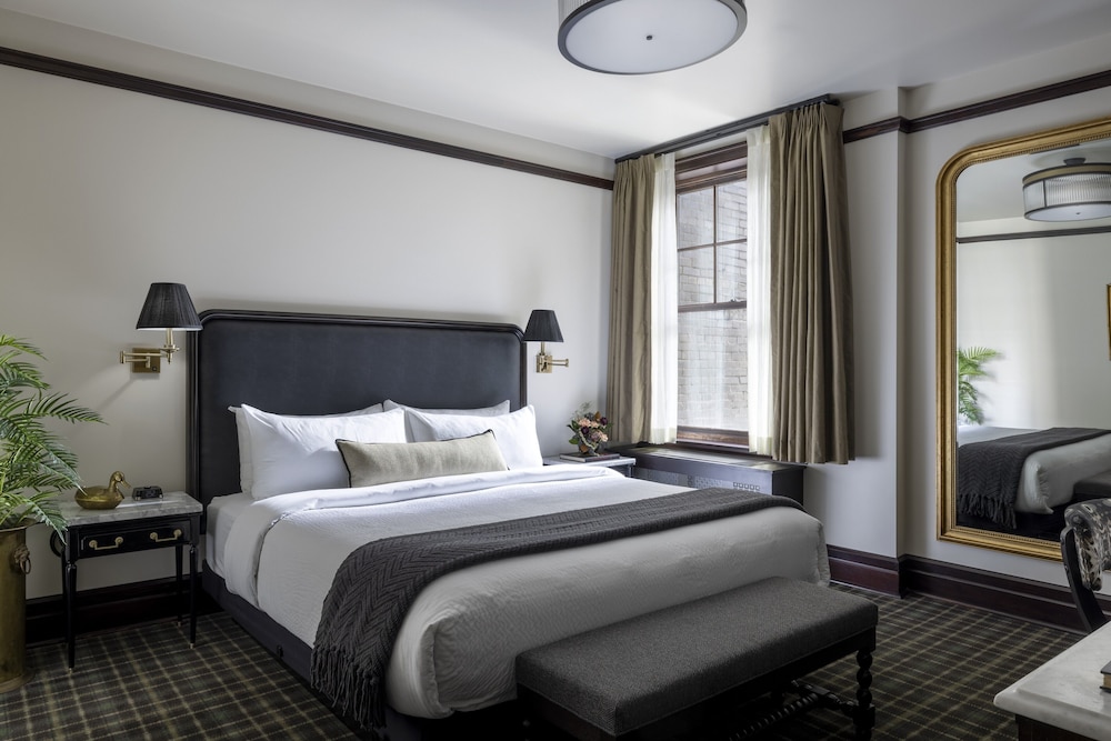 The Avery Hotel - photo 5