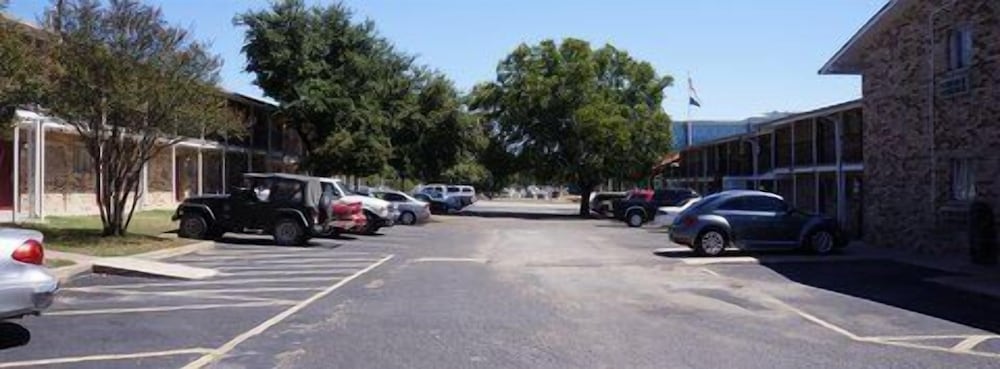 Ranch House Inn and Suites - photo 41