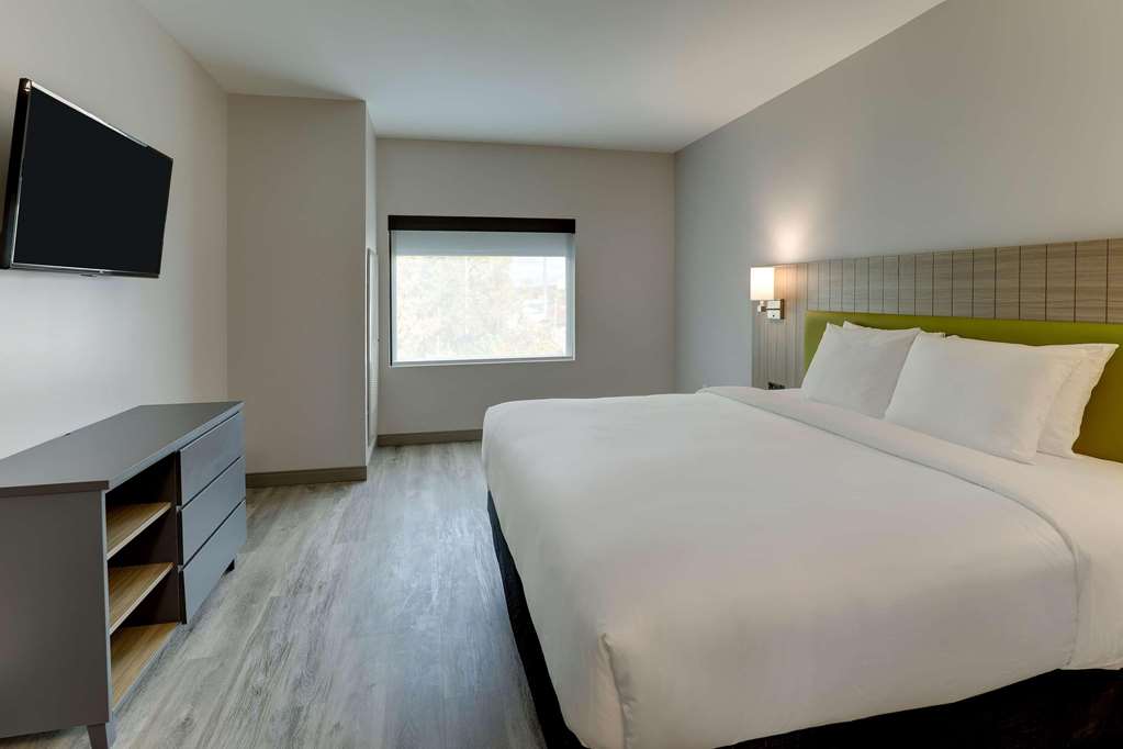 Country Inn & Suites by Radisson Cumming near Northside Hospital Forsyth - photo 28