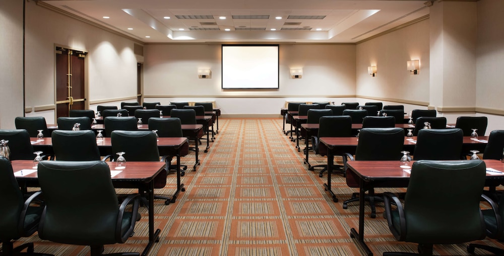 DoubleTree by Hilton Philadelphia West - photo 58