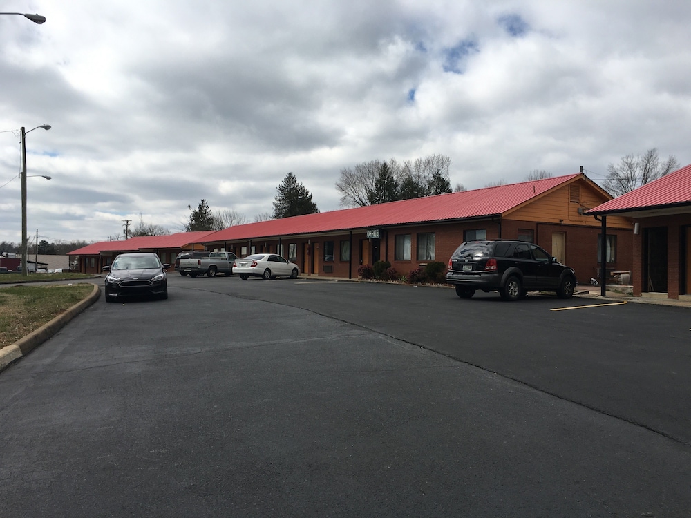 Ingleside Motel - photo 3