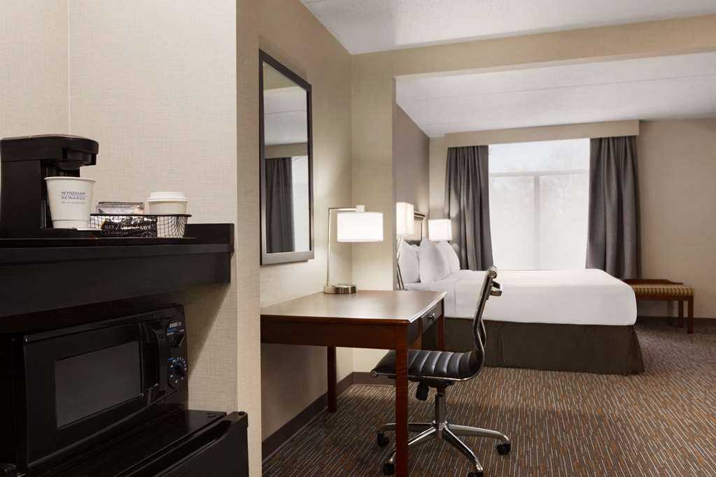 Wingate by Wyndham Bridgeport Clarksburg - photo 34
