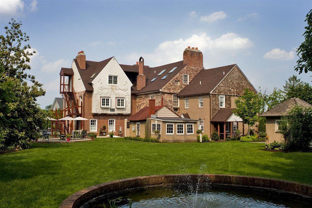 Historic Smithton Inn in Ephrata, United States