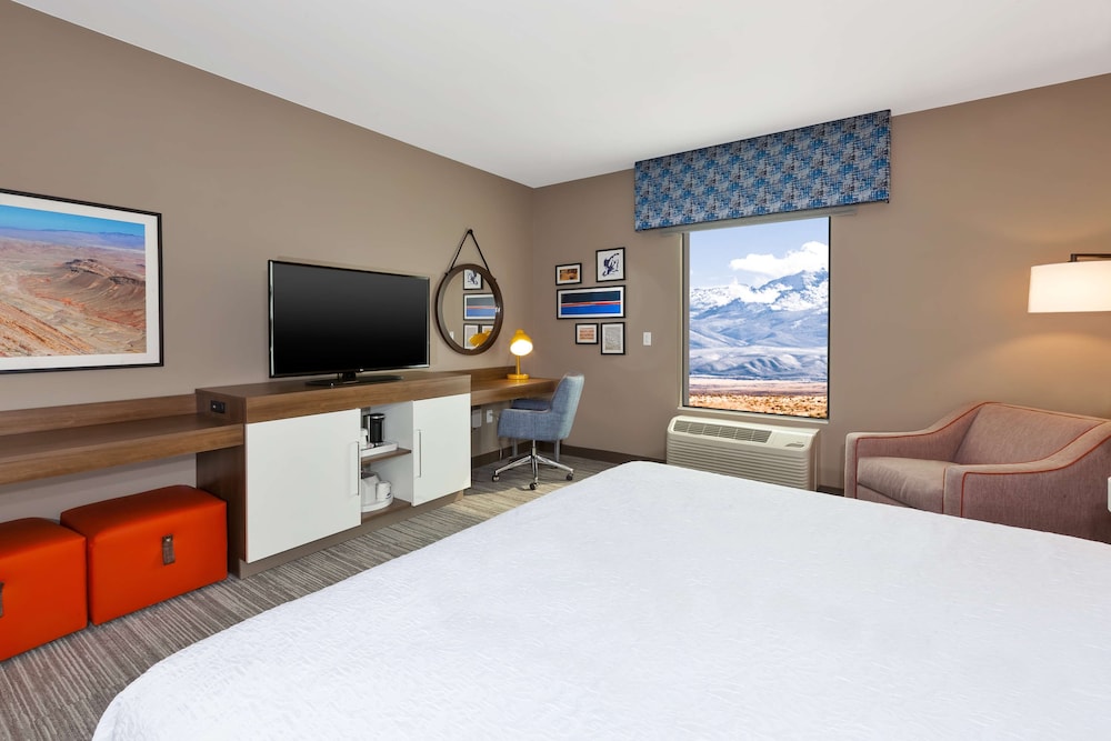 Hampton Inn & Suites Wells - photo 13