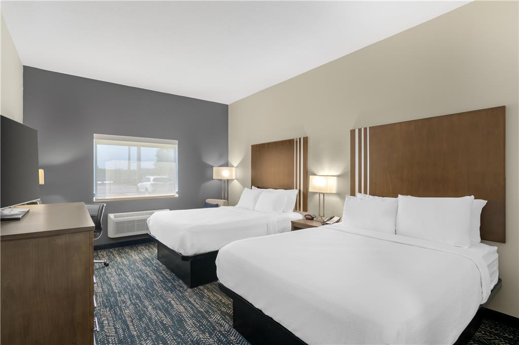Best Western Plus Washington Hotel - photo 11