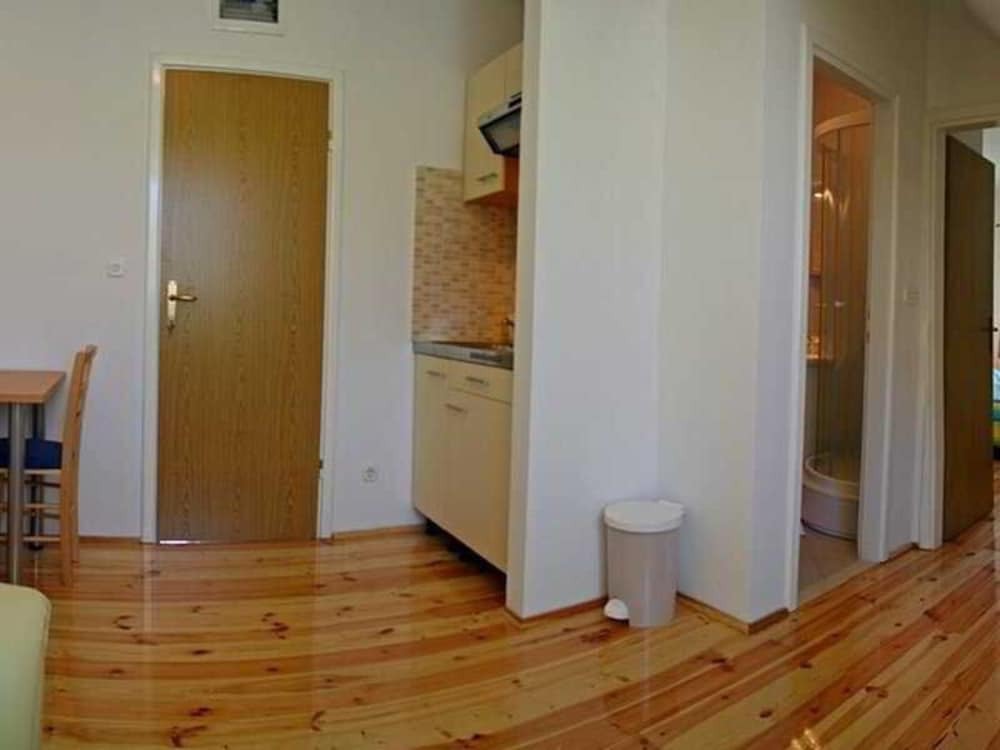 Miletic II Apartments